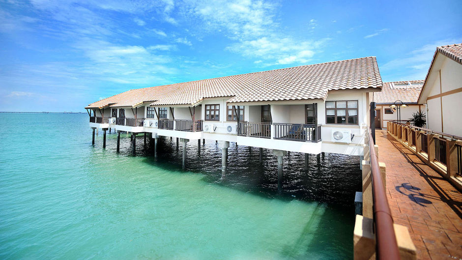 Lexis Port Dickson Exterior