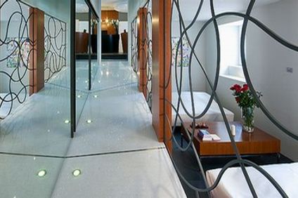 Hotel Metropolis