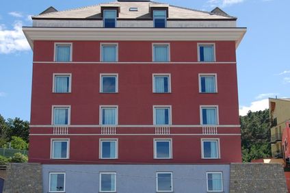 Sea Art Hotel