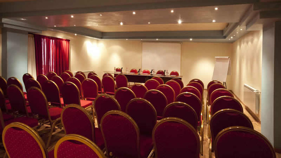 Dellarosa Suites and Spa Meeting