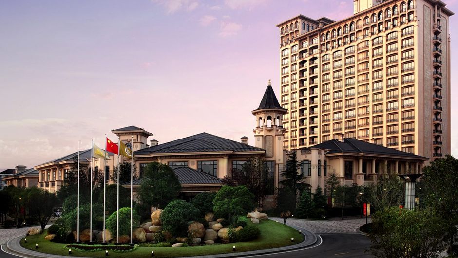 Chateau Nouveau Pudong Exterior