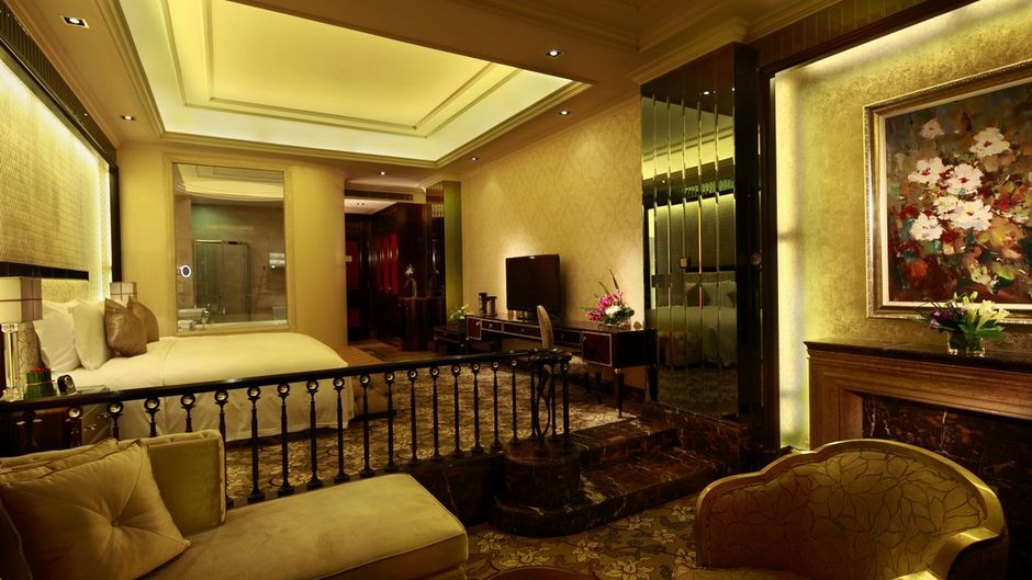 Chateau Nouveau Pudong Suite