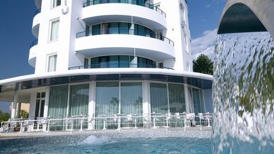 Blu Suite Hotel