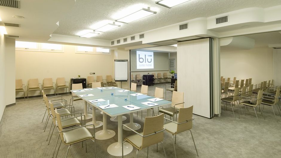 Blu Suite Hotel Meeting