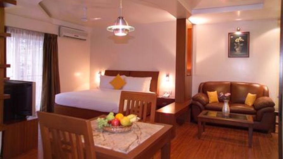 Brunton Aster Room
