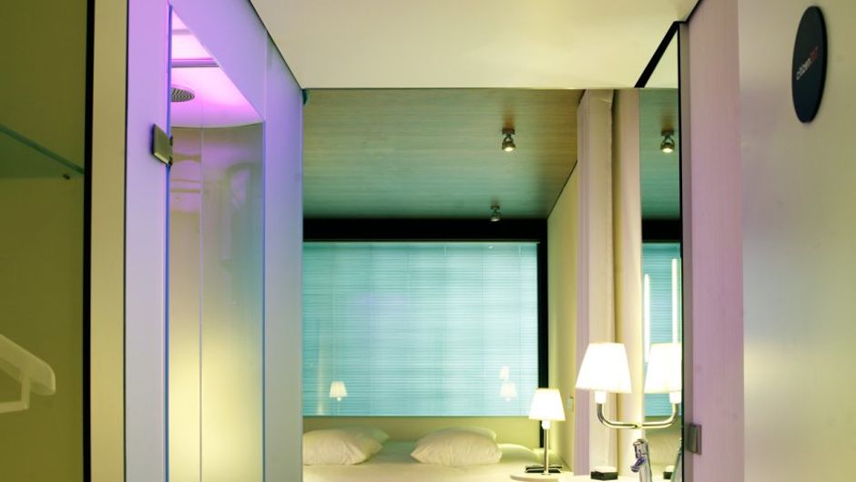 citizenM Glasgow Room