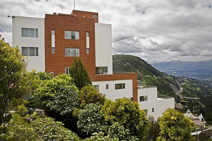 The Stubel Suites & Cafe