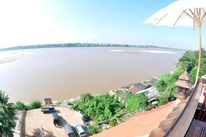 Sengtawan Riverside Hotel