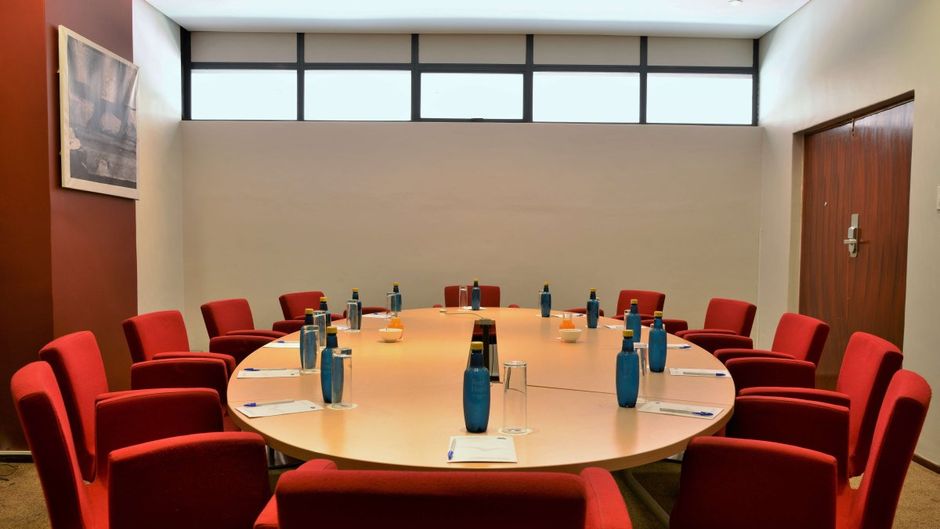 The Reef Hotel Meeting