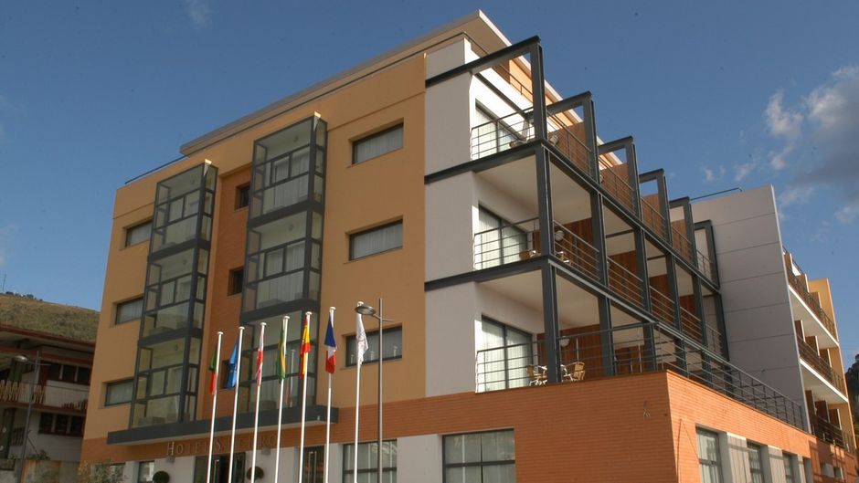 Hotel San Pedro Exterior