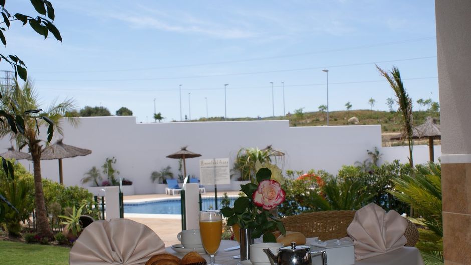 Montera Plaza Hotel Exterior