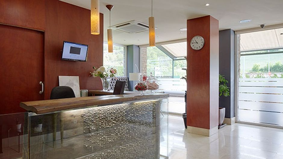 Hotel Iriguibel Lobby