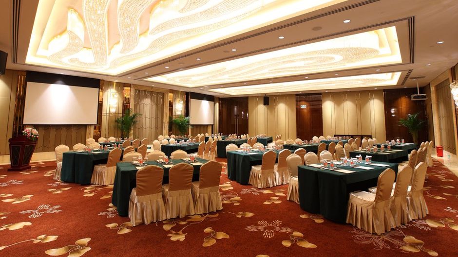 Royal Century Hotel Meeting