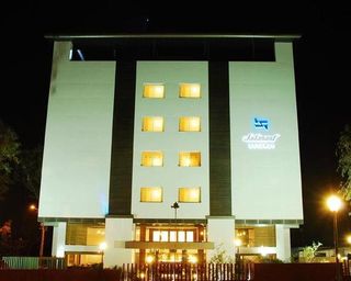 Hotel Sadanand Regency