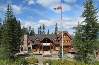 Winston Lodge & Spa