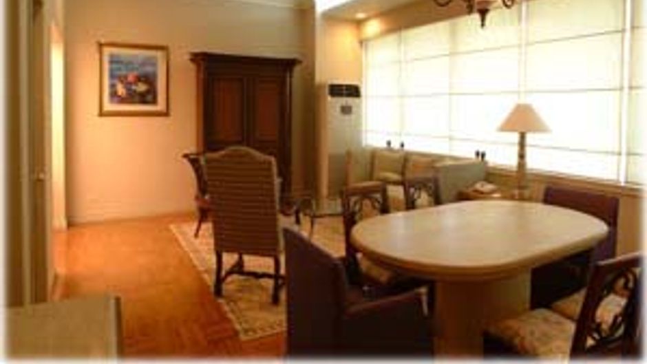 The Pearl Manila Hotel Suite