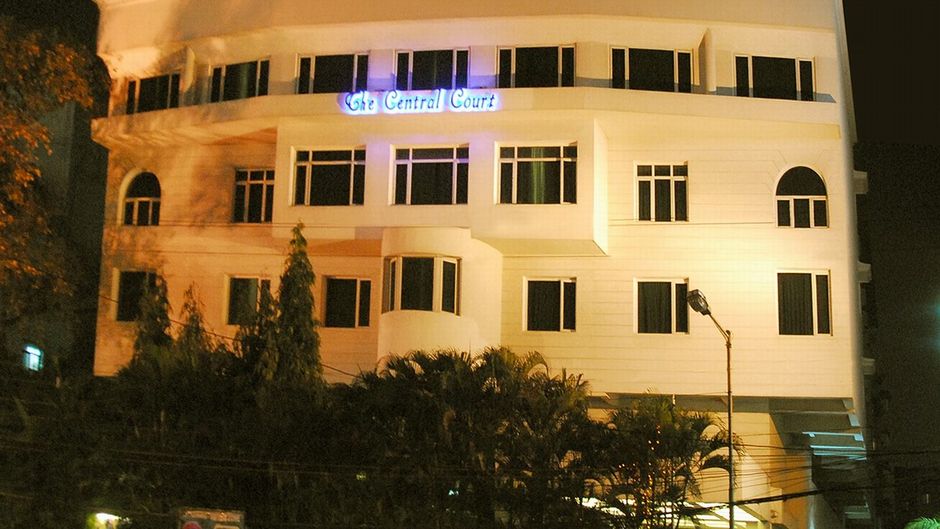 The Central Court Hotel Exterior