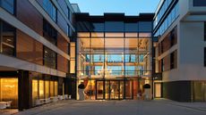 Guildford Harbour Hotel