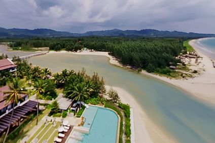Apsaras Beach Front Resort & Villa