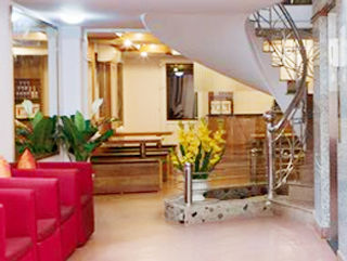 Urban Alley Hotel