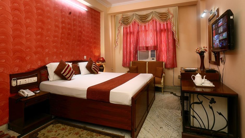 Indraprastha Hotel Room