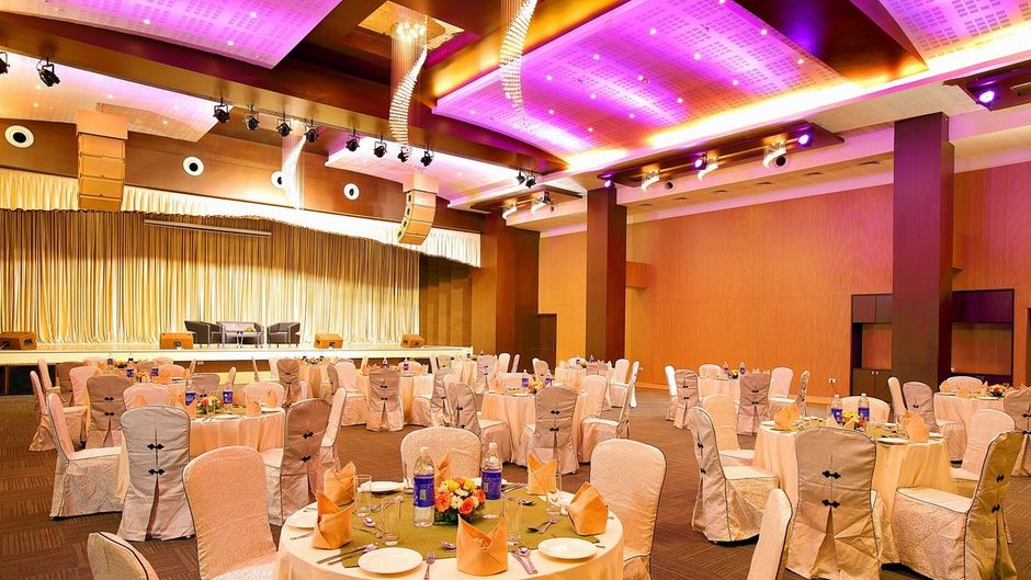 Flora Airport Hotel Banquet