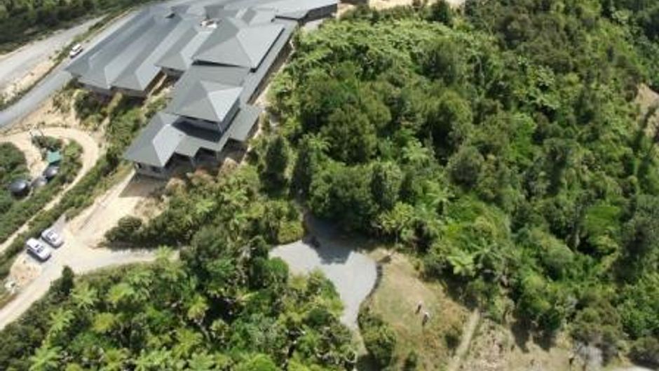 Hillside Hotel Exterior