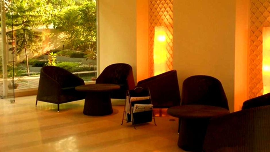 RnB Select The Clover, Gurgaon Lobby
