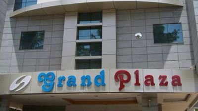 Super OYO Capital O Hotel Grand Plaza