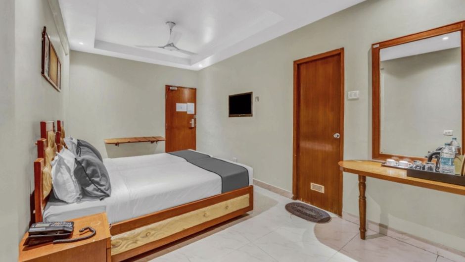 UPAR Hotels Kodambakkam Room