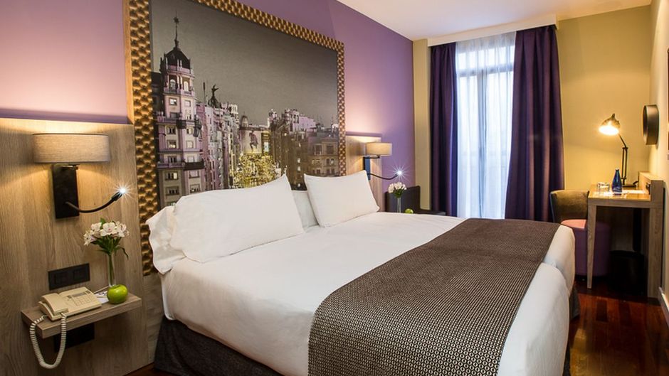 Leonardo Hotel Madrid City Center Room