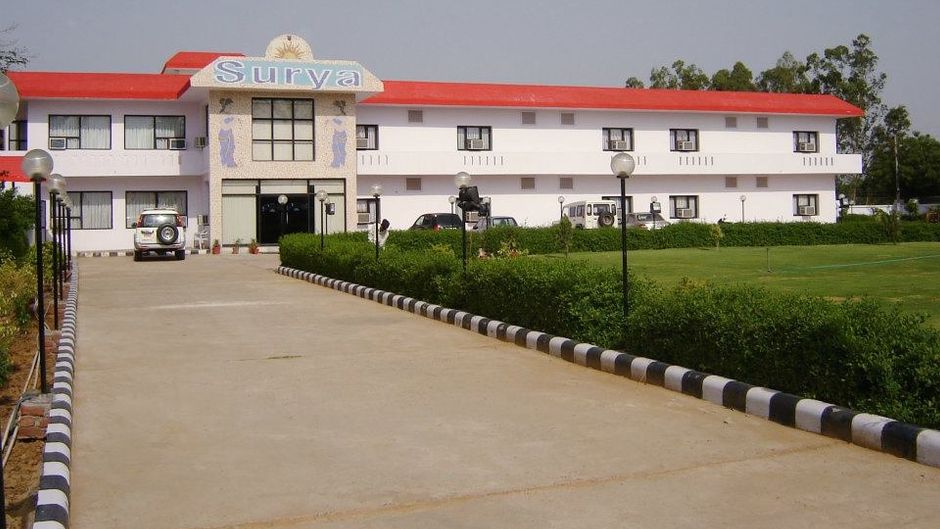 Suryansh Hotel Banquet