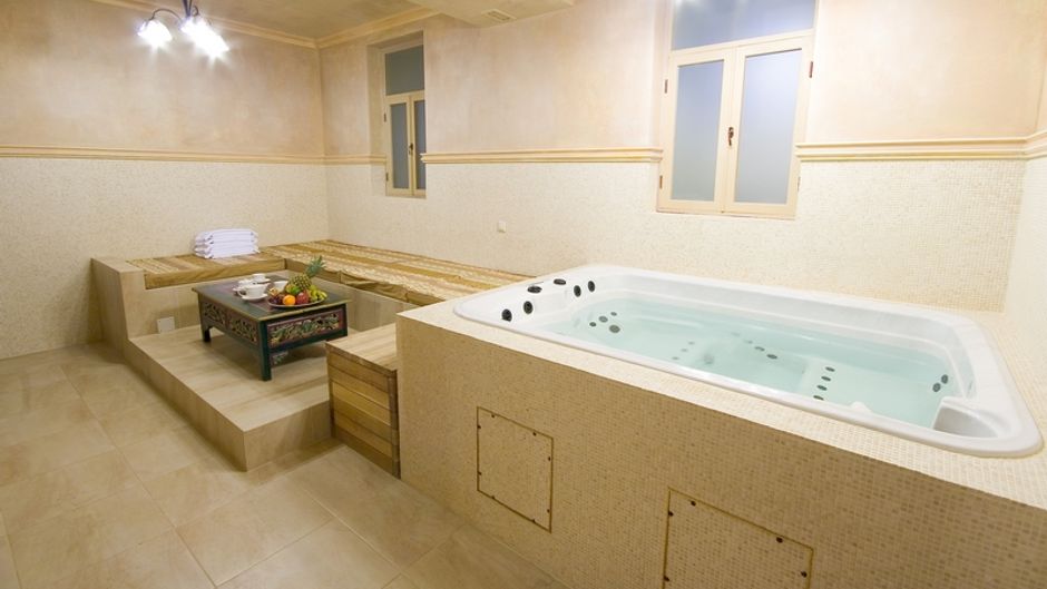 Villa Elena Hotel & Residences Spa