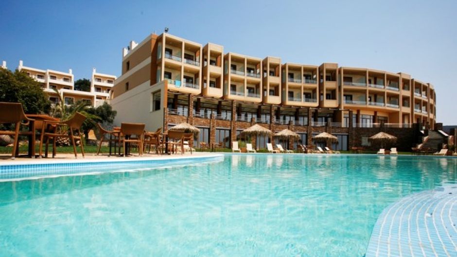 Evia Hotel & Suites Pool