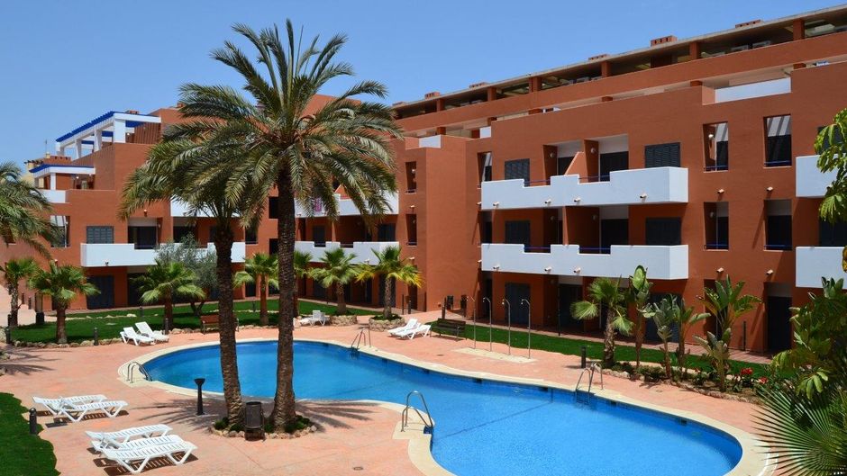 Parque Tropical Hotel Apartamentos Pool