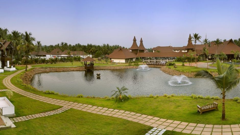 The LaLiT Resort & Spa Bekal Exterior