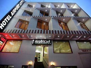 Hotel Airport City