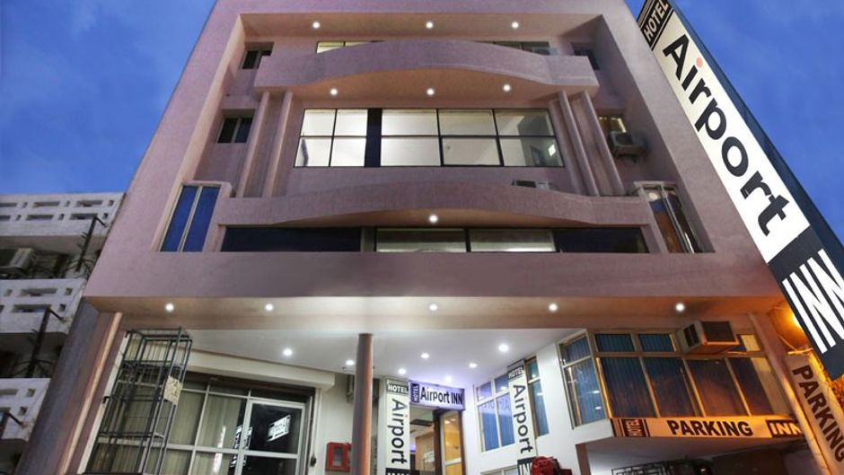 Hotel Airport Inn Exterior