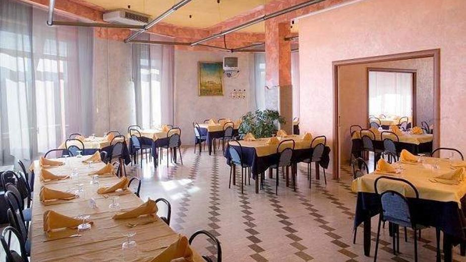 Cascina Garden Hotel Restaurant
