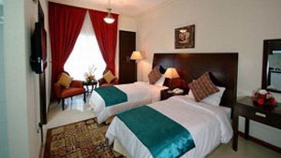 Golden Square Hotel Apartments Room