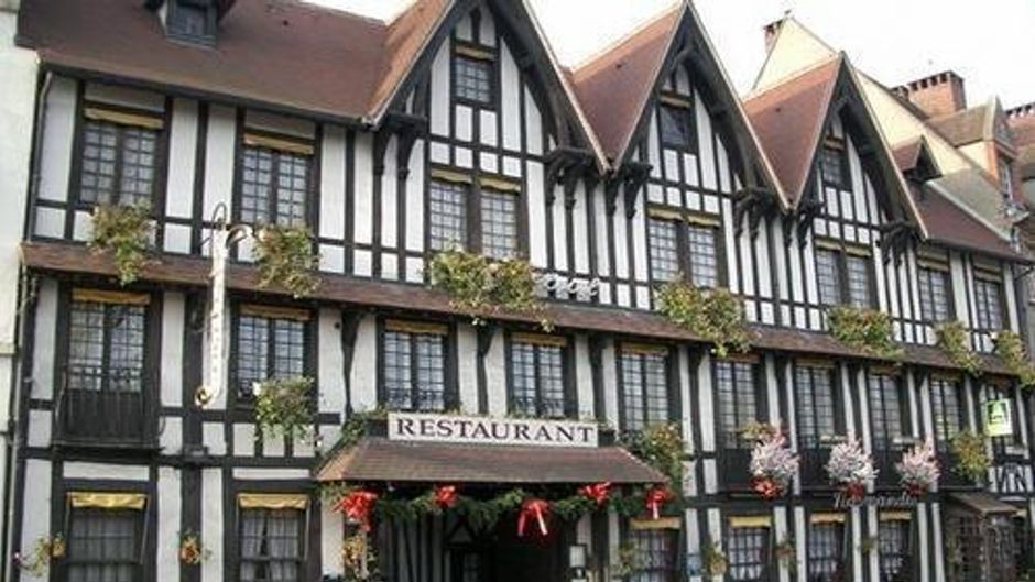 Normandy Hotel Exterior