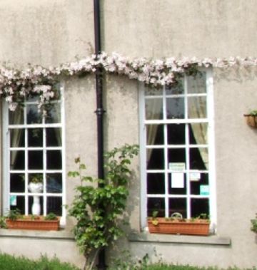 Ty Newydd Country Hotel