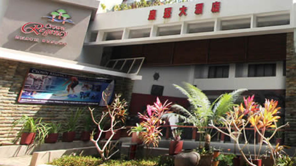 Crown Regency Beach Resort Boracay Exterior