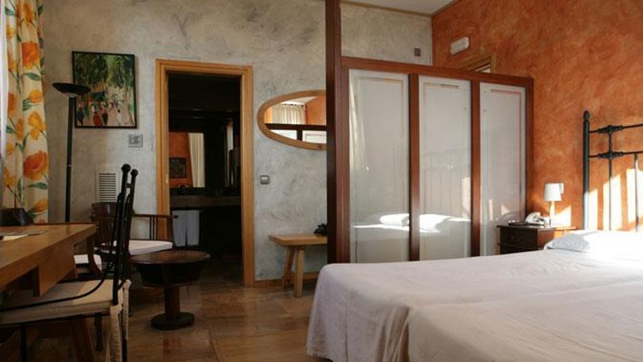 Mas Pau Hotel-Figueres Room