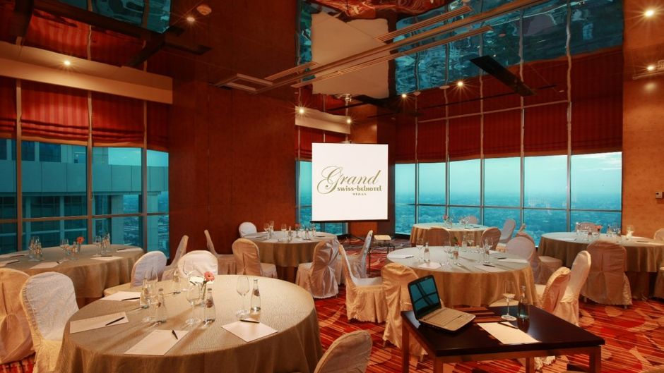Cambridge Hotel Medan Banquet