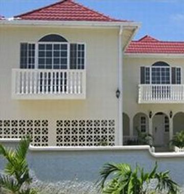 Retreat Guesthouse Luxury Suites