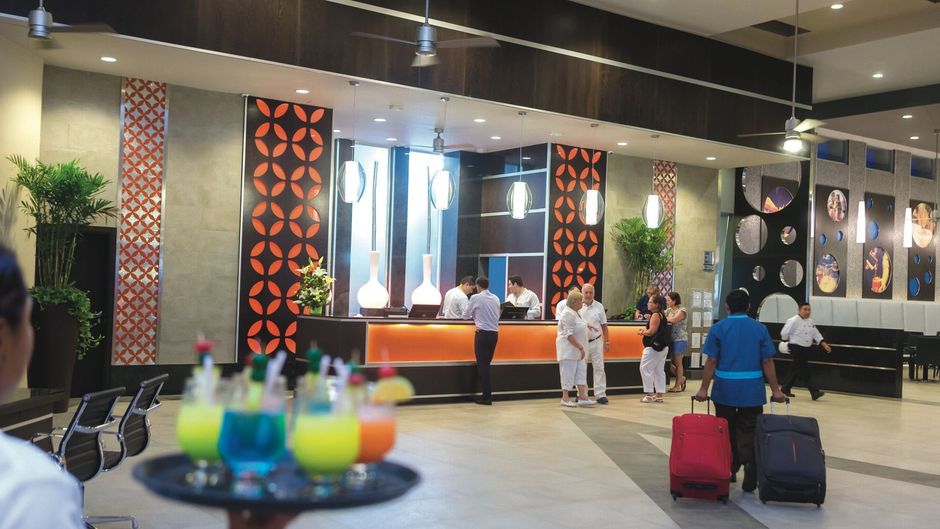 Riu Playacar Lobby