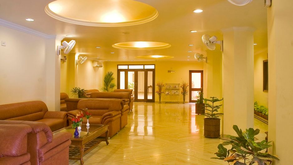 Hotel Hanuwant Palace Lobby