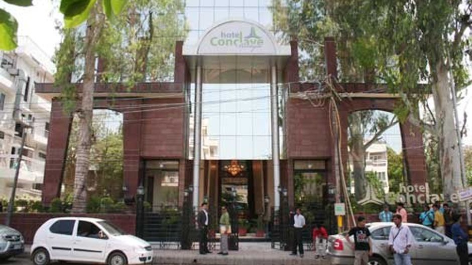 FabHotel Conclave Boutique Exterior