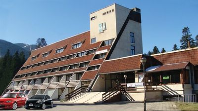 Ela Hotel